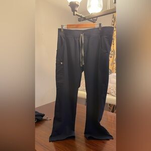 Kade large in navy